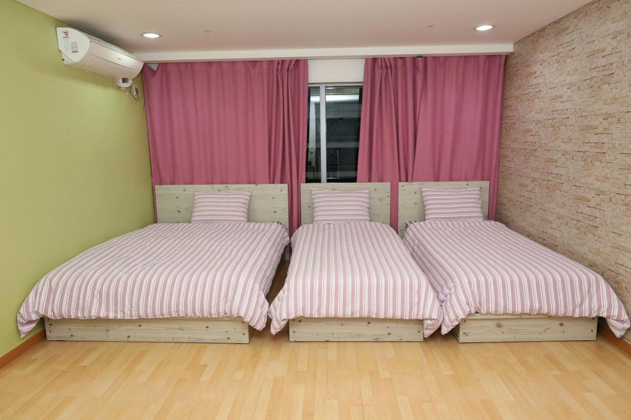 Njoy Seoul Bagian luar foto